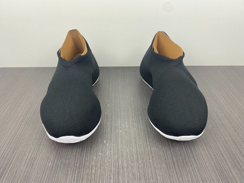 【Free shipping】Yeezy Knit Runner Black GW5354