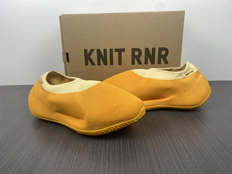 【Free Shipping】Yeezy Knit RNR Sulfur  GW5353