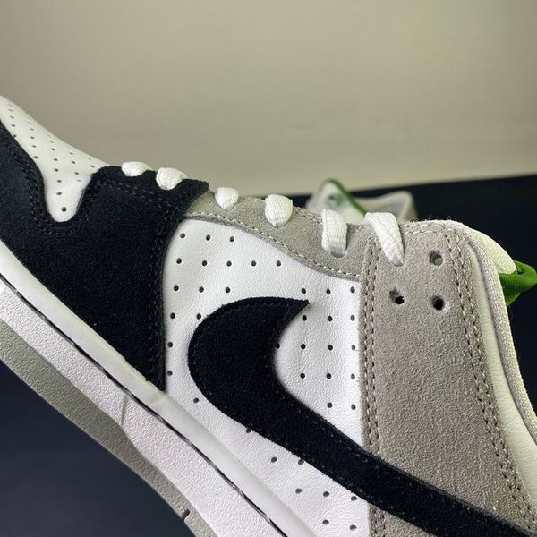 SB Dunk Low Chlorophyll  BQ6817-011