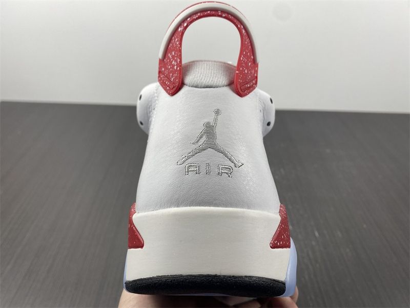 Air Jordan 6 Retro Red Oreo  CT8529-162