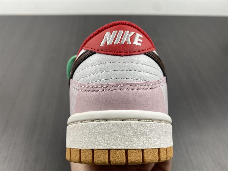 Dunk Low Free 99 Customized CT2496-100