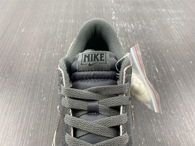 Dunk Low Swoosh Shadow Iron Grey  DQ7681-001