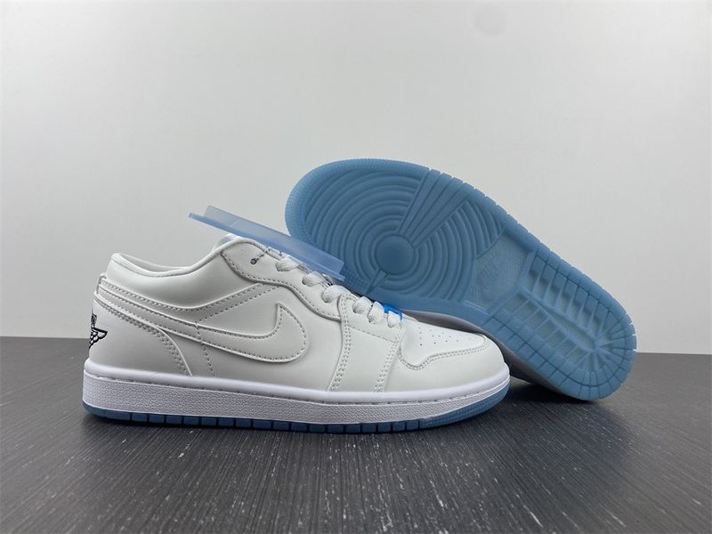 Air Jordan 1 Low UV
