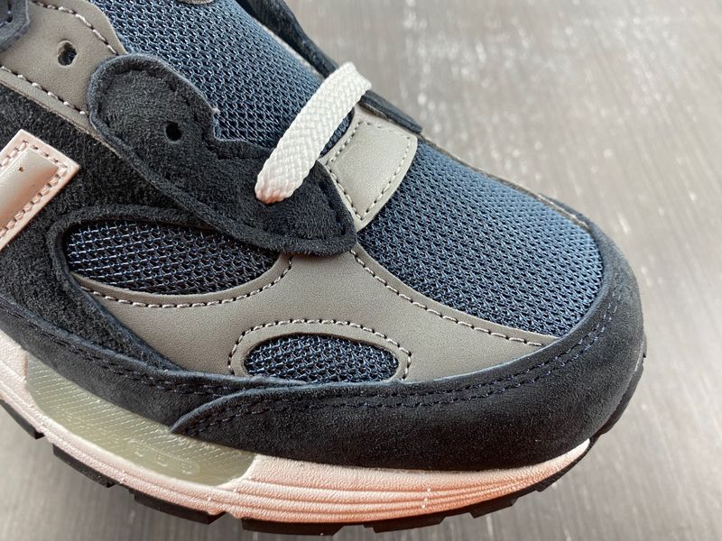 New Balance 992 Navy Grey M992GG