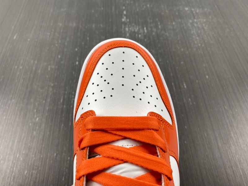 Dunk Low Patent Halloween  DJ9955-800