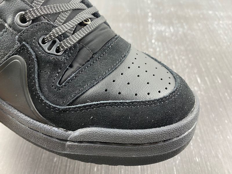 Forum Low Bad Bunny Back to School GW5021