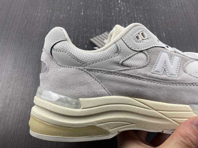 New Balance 992 White Silver  M992MD