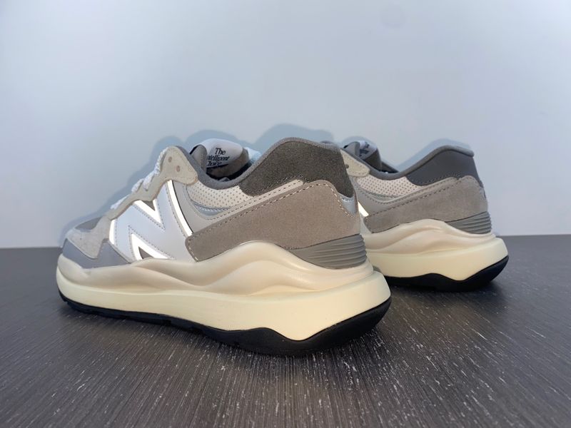 New Balance 57/40 Grey Day M5740TA