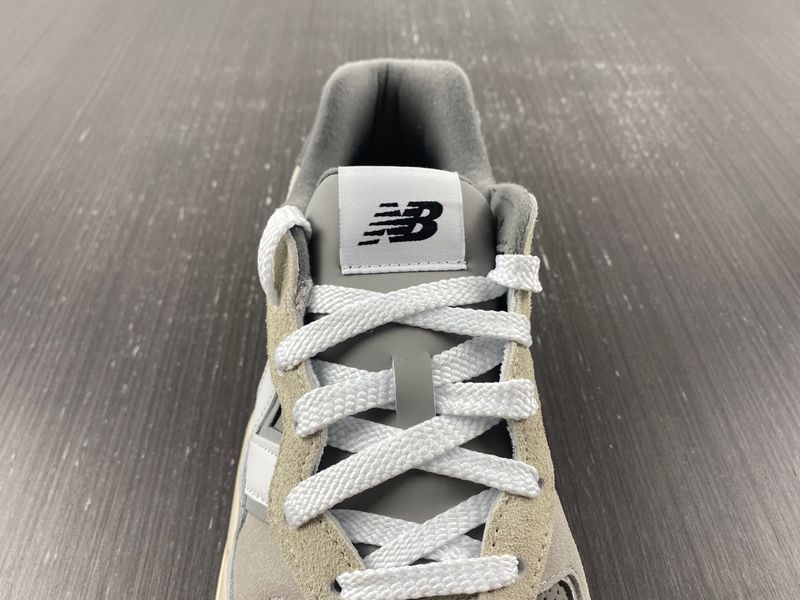 New Balance 57/40 Grey Day M5740TA