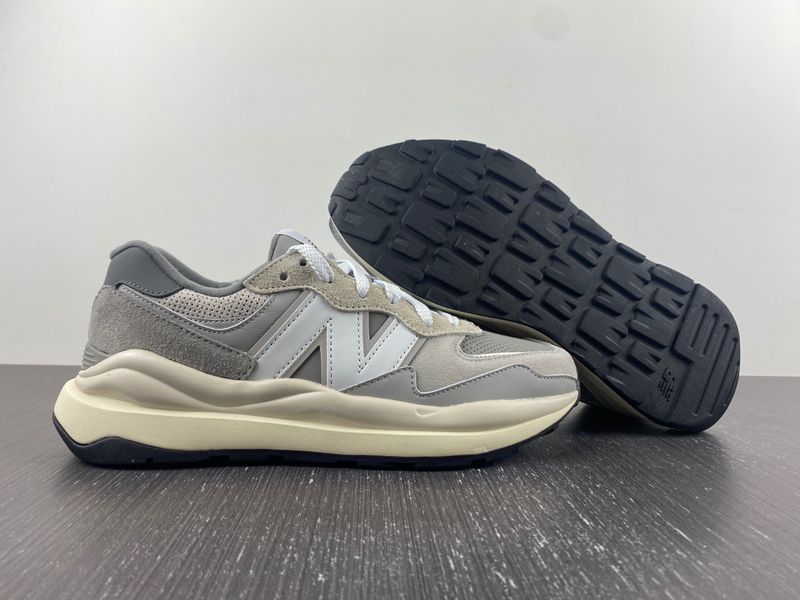 New Balance 57/40 Grey Day M5740TA