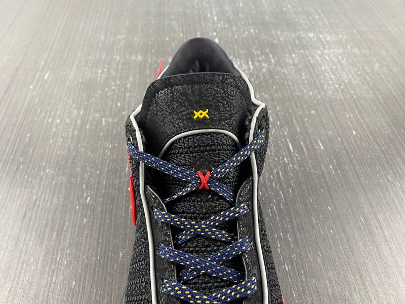 Lebron 20 Miami Heat DJ5423-001/DJ5422-001