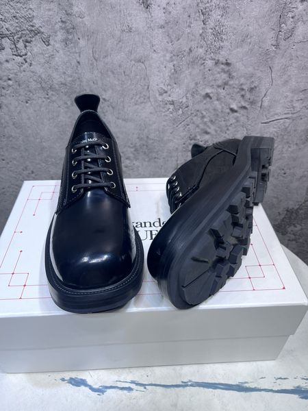 A*Lexander M*Cqueen Loafer CP230310-13