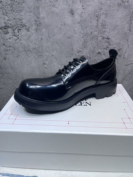 A*Lexander M*Cqueen Loafer CP230310-13