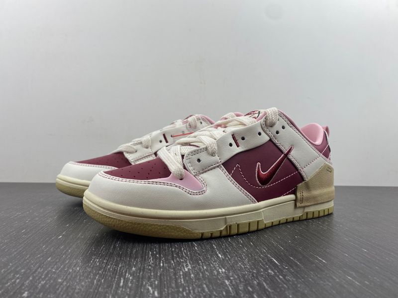 Dunk Low Disrupt 2 Valentine's Day (2023) FD4617-667