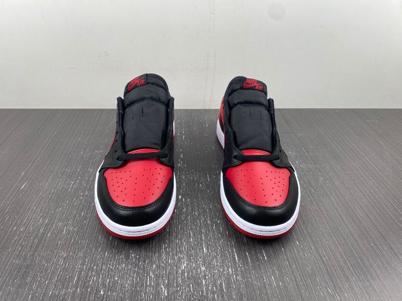 Air Jordan 1 Retro Low Bred  705329-001