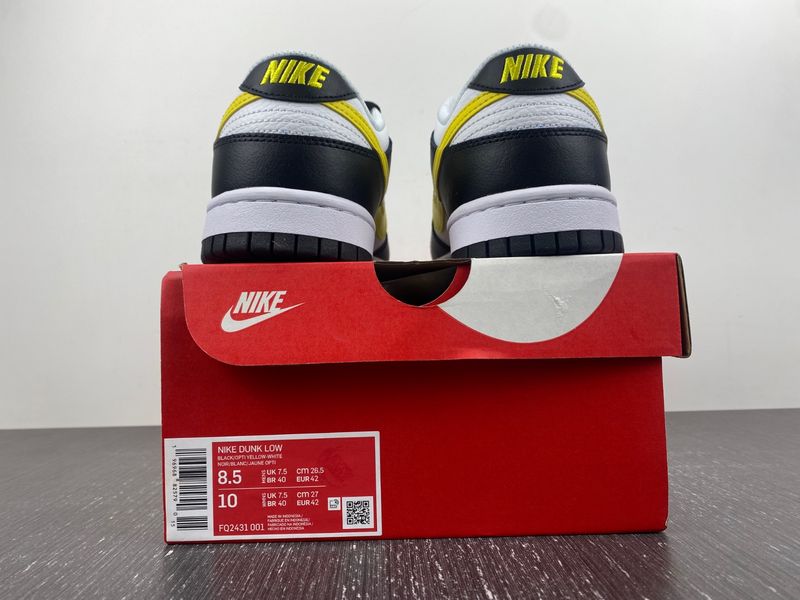 Dunk Low Yellow Panda FQ2431-001