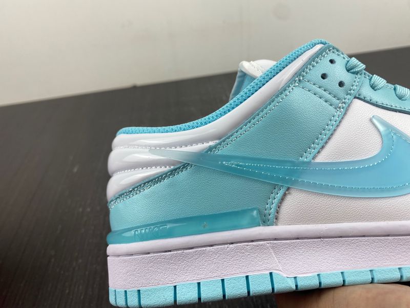 Dunk Low Twist Jade Ice  DZ2794-101