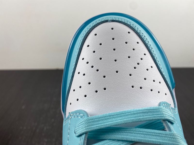 Dunk Low Twist Jade Ice  DZ2794-101
