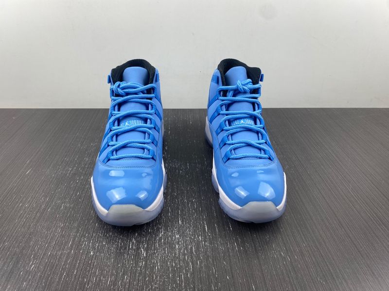 Air Jordan 11 Ultimate Gift of Flight  717602-900
