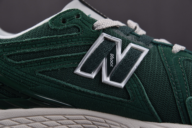 New Balance 1906R Nightwatch Green  M1906RX