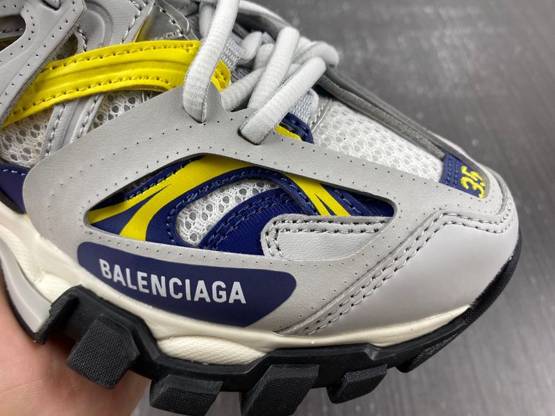 Men Women B*alenciaga Track AM 20230619-3