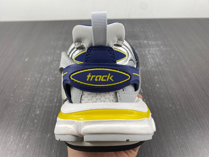 Men Women B*alenciaga Track AM 20230619-3