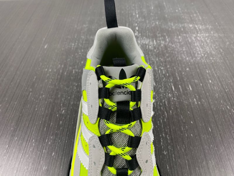Men Women B*alenciaga Triples Top Sneaker AME20230704