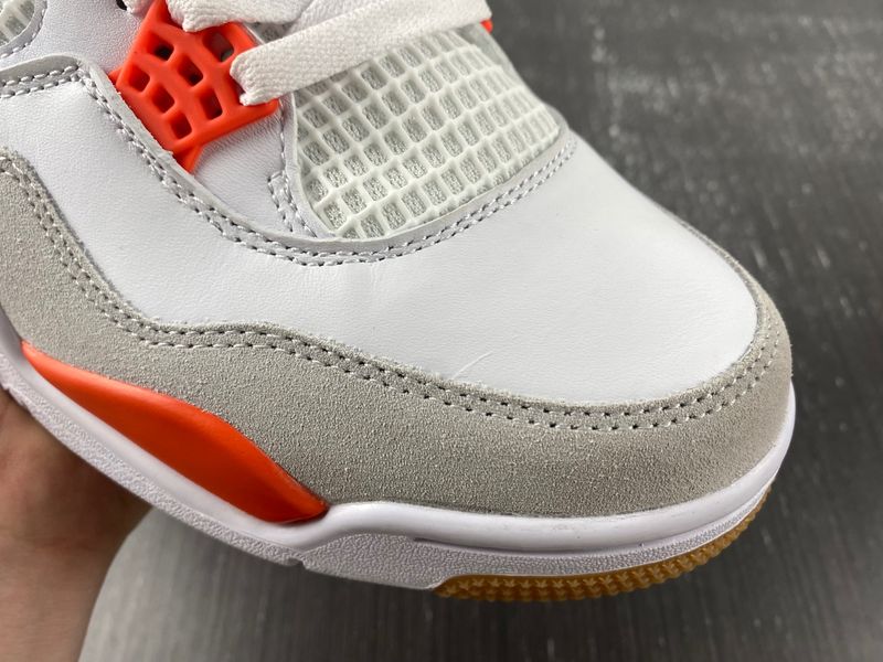 Air Jordan 4 Retro SB Orange DR5415-108