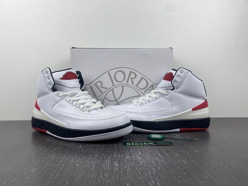 Air Jordan 2 Retro OG Chicago  DX2454-106