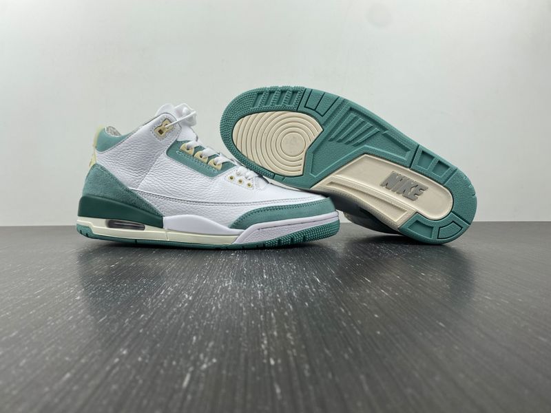 Air Jordan 3 Retro DT8532-130