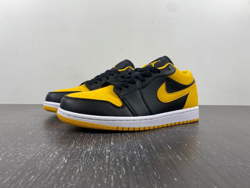 Air Jordan 1 Retro Low Yellow Toe 553558-072