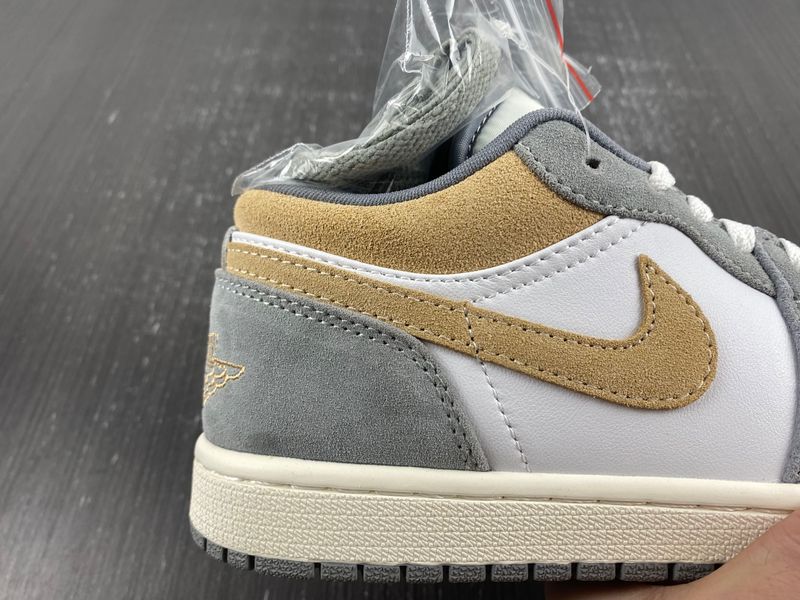 Air Jordan 1 Low DC0774-189