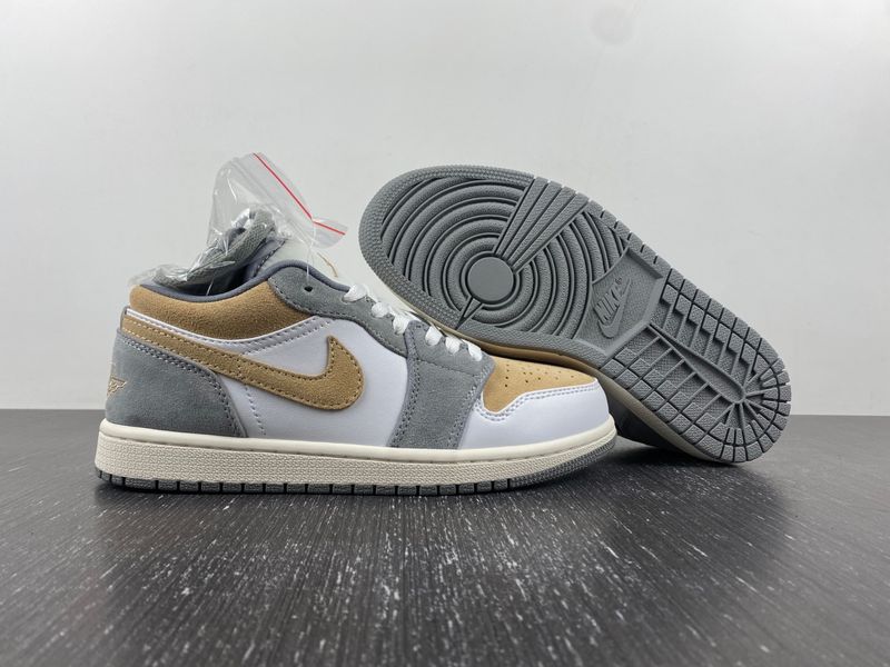 Air Jordan 1 Low DC0774-189