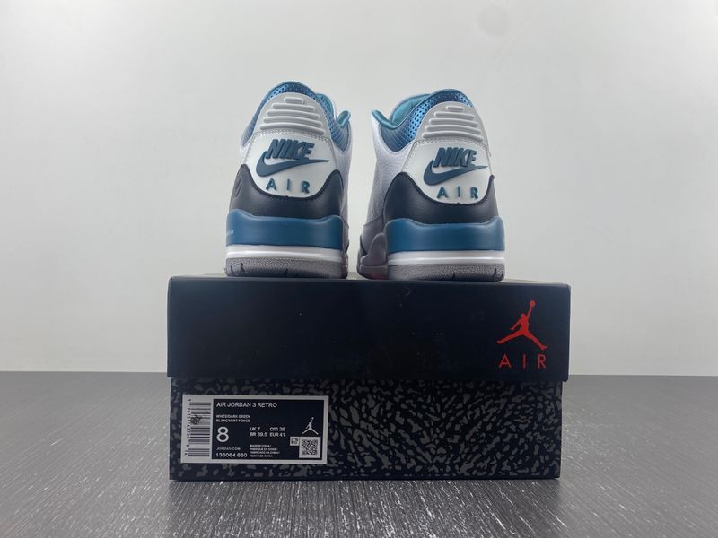 Air Jordan 3 Fragment 136064-660