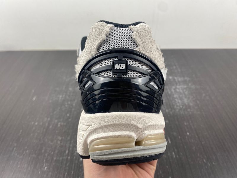 New Balance 1906D Protection Pack Reflection  M1906DC