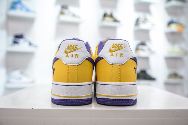 Air Force 1 Low Kobe FZ1151-100