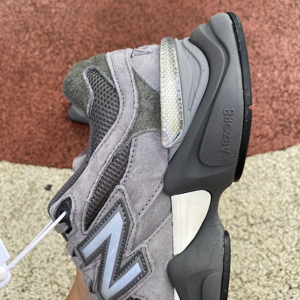 New Balance 9060  U9060YFI