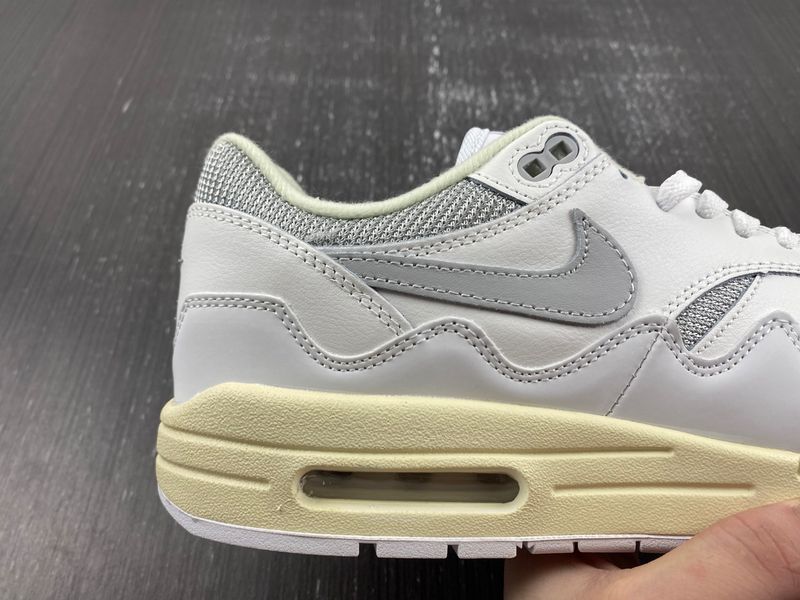 Air Max 1 Patta Waves White DQ0299-100