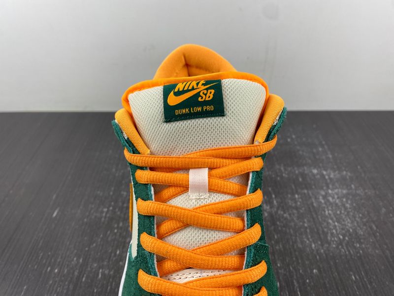 SB Dunk Low Legion Pine Kumquat 304292-383