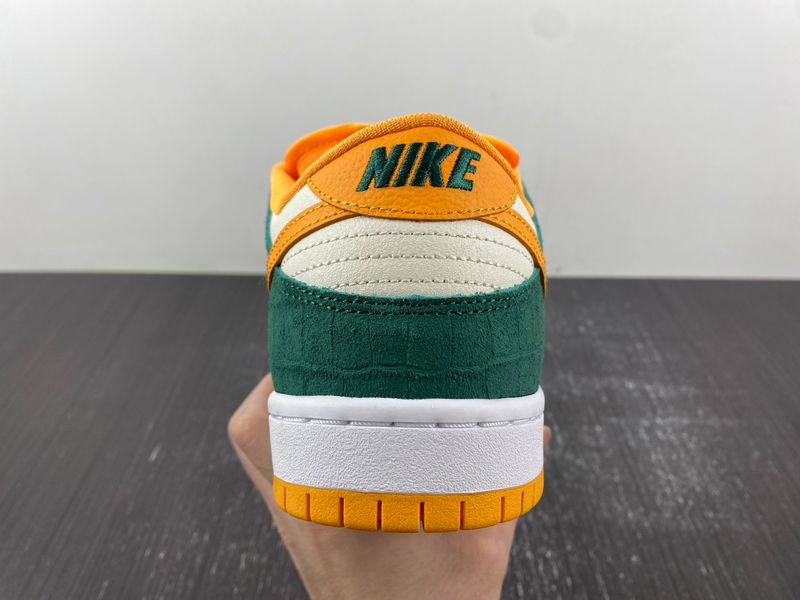 SB Dunk Low Legion Pine Kumquat 304292-383