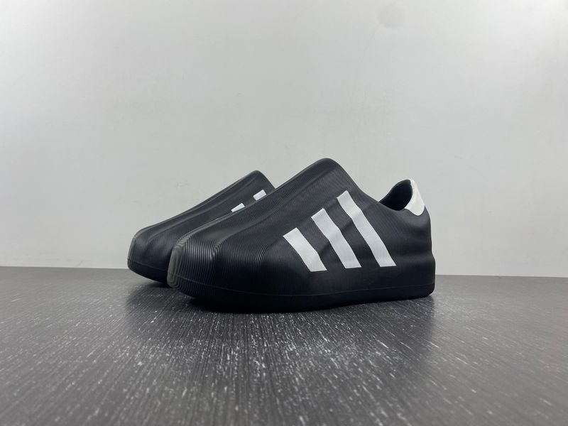 adiFOM Superstar Black White  HQ8752