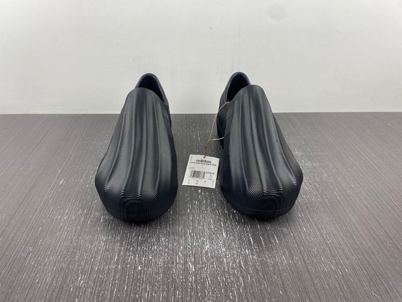 adiFOM Superstar Triple Black  GZ2619