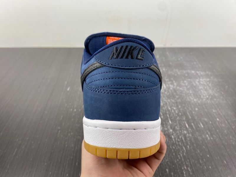 SB Dunk Low Navy Black Gum  CW7463-401