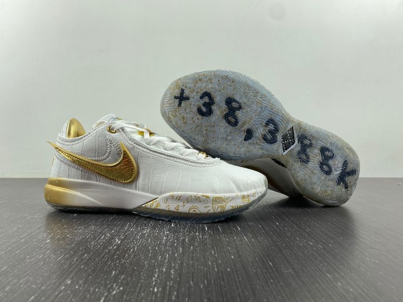 LeBron 20 Gold DJ5422-002
