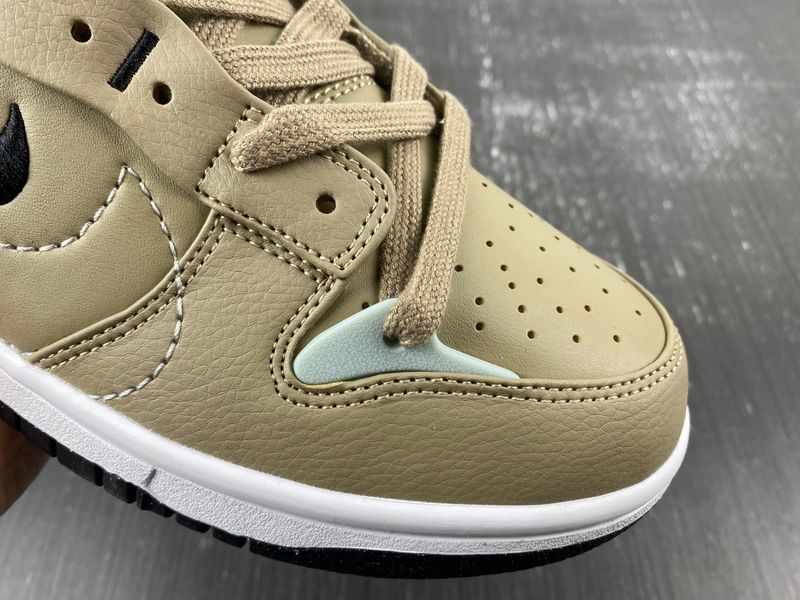 Dunk Low Disrupt 2 DV4024-200