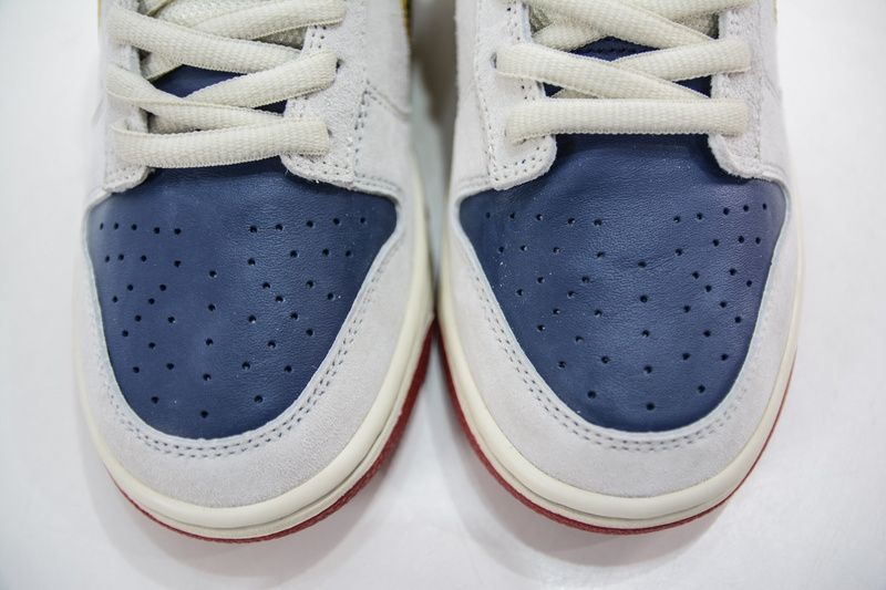 SB Dunk Low Old Spice 304292-272