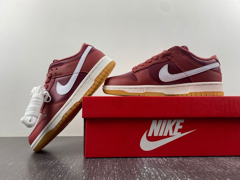 Dunk Low Desert Berry DD1503-603
