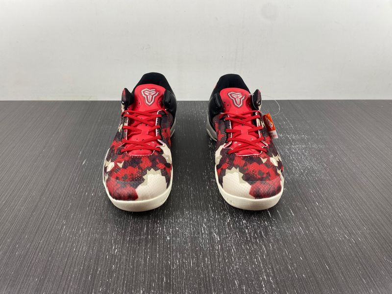 Kobe 8 Milk Snake  555035-601