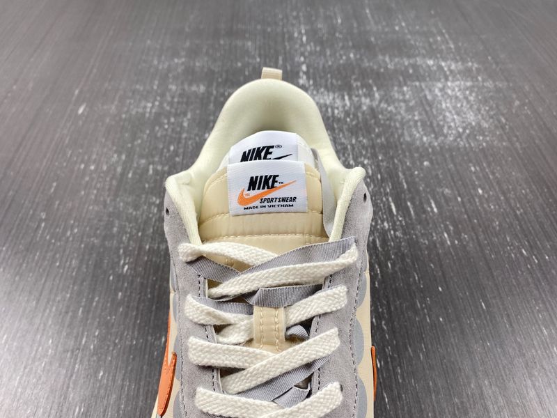 VaporWaffle Tour Yellow sacai DD1875-107