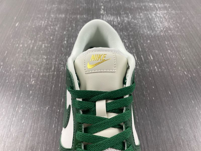Dunk Low LX Gorge Green FJ2260-002